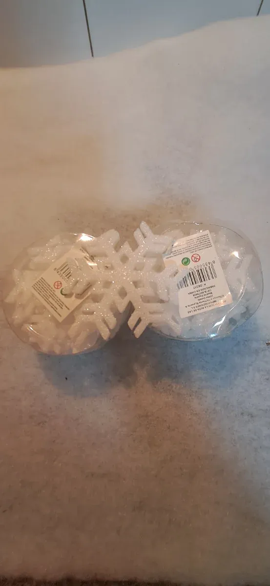 Copos de nieve decorativos brillantes