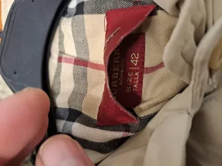 Gabardina Burberry Beige Mujer