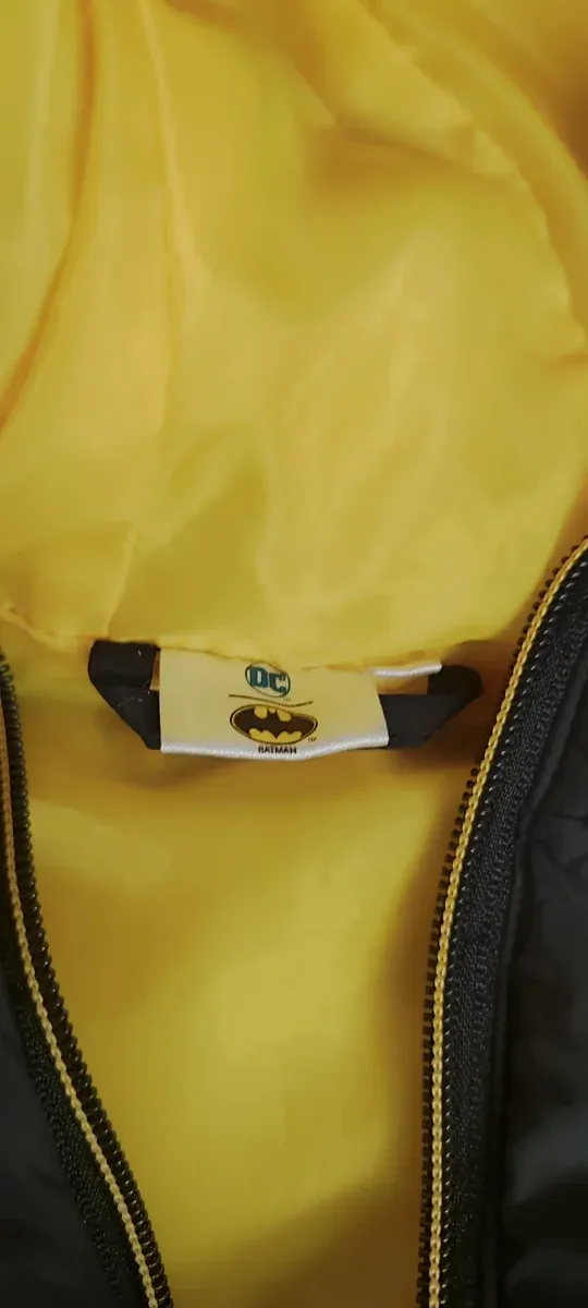 Chaleco niño Batman negro y amarillo.