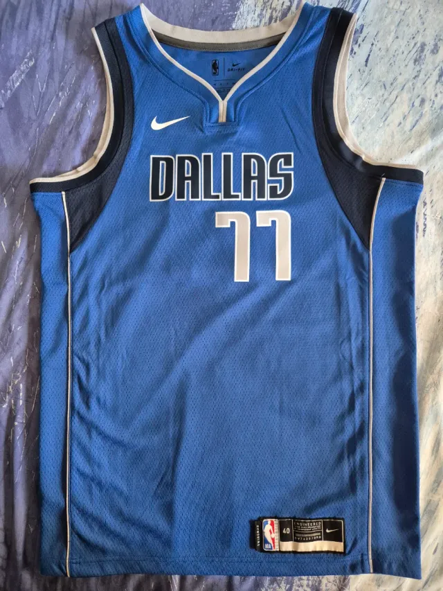 Canotta Nike di Doncic dei Dallas Mavericks