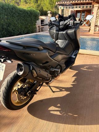 Yamaha TMAX Tech MAX