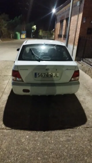 Hyundai Accent 2001