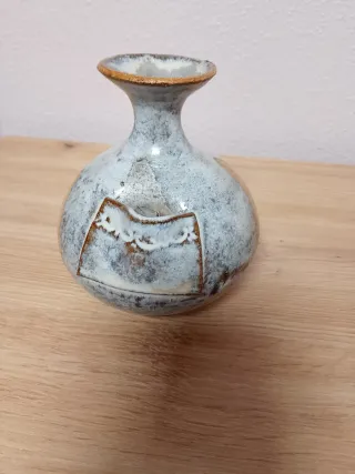 Jarrón decorativo envejecido