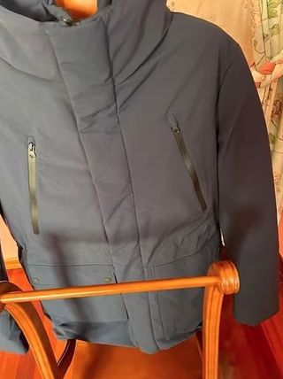 Parka Benetton acolchada tipo plumón azul