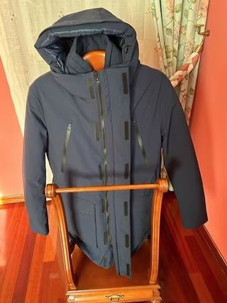 Parka Benetton acolchada tipo plumón azul