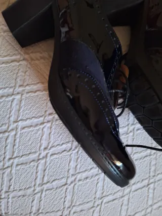 Zapatos Lince Oxford charol y ante azul