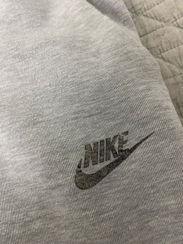Conjunto Nike Tech Gris