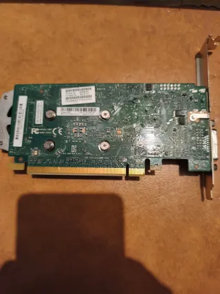 Tarjeta Gráfica NVIDIA Quadro K620 2GB