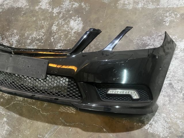 Paragolpes Mercedes E350 W212 Negro