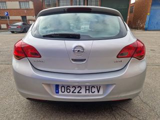 Opel Astra 1.7 CDTI 110CV