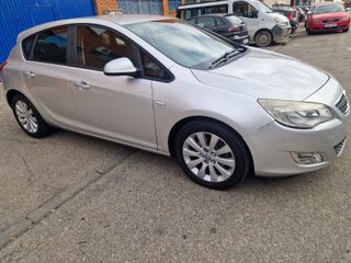 Opel Astra 1.7 CDTI 110CV