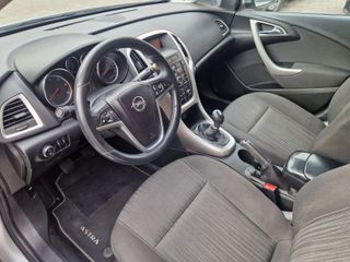 Opel Astra 1.7 CDTI 110CV