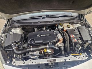 Opel Astra 1.7 CDTI 110CV