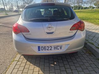 Opel Astra 1.7 CDTI 110CV