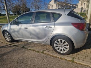 Opel Astra 1.7 CDTI 110CV