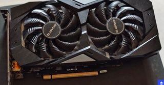 Tarjeta Gráfica Gigabyte RTX 2060 6GB