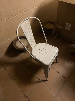 Sillas de cocina metálicas blancas