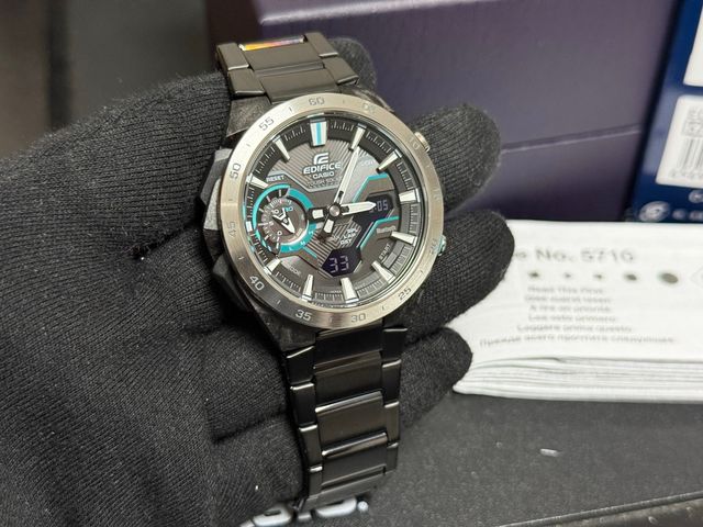 Casio Edifice ECB-2200DD carbono