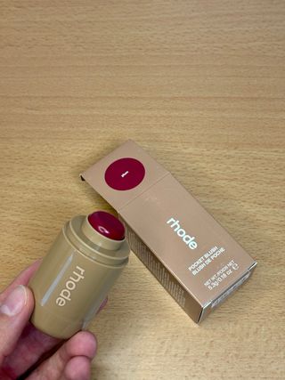 Rhode Pocket Blush Plum maquillaje mujer NEW