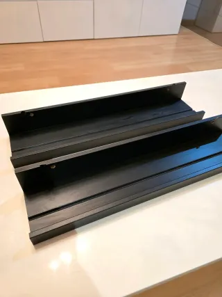 2 unidades Estanterías Ikea Mosslanda 55cm Negra