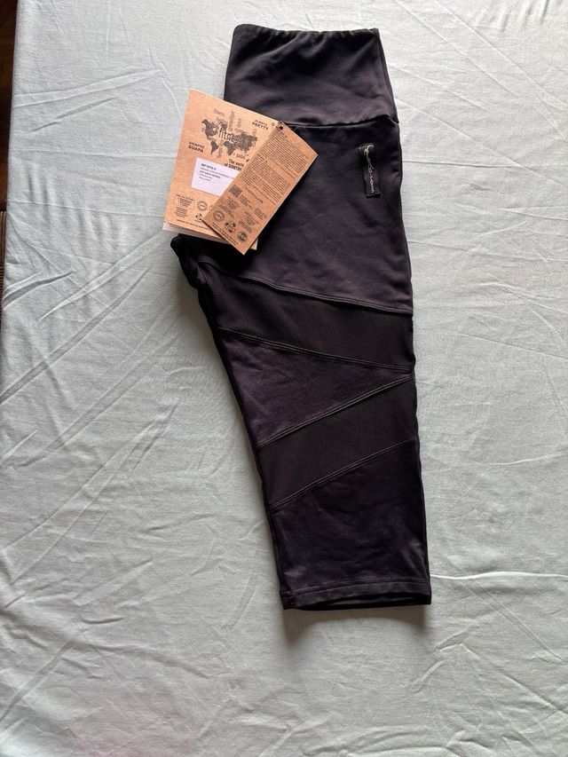 Mallas pirata con etiqueta