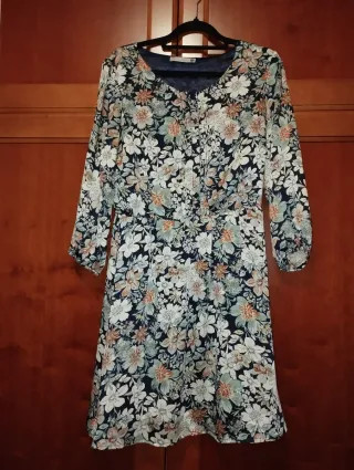Vestido floral media manga