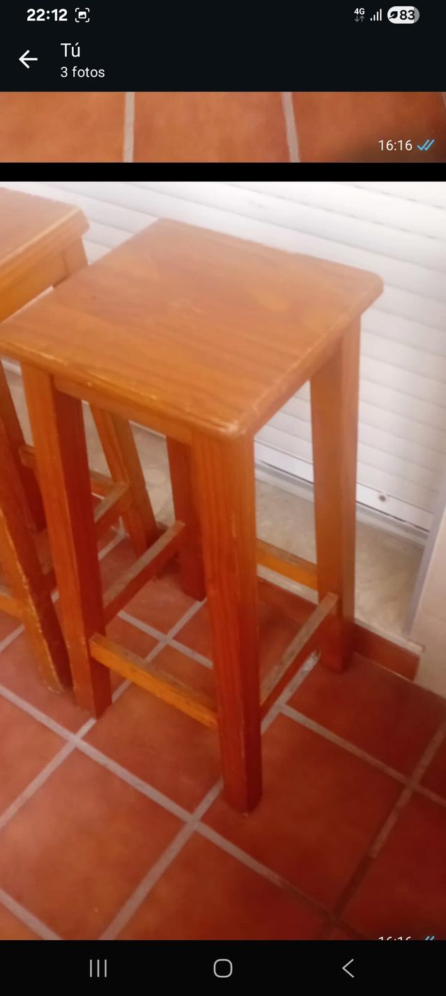 Taburetes de madera (2 unidades)