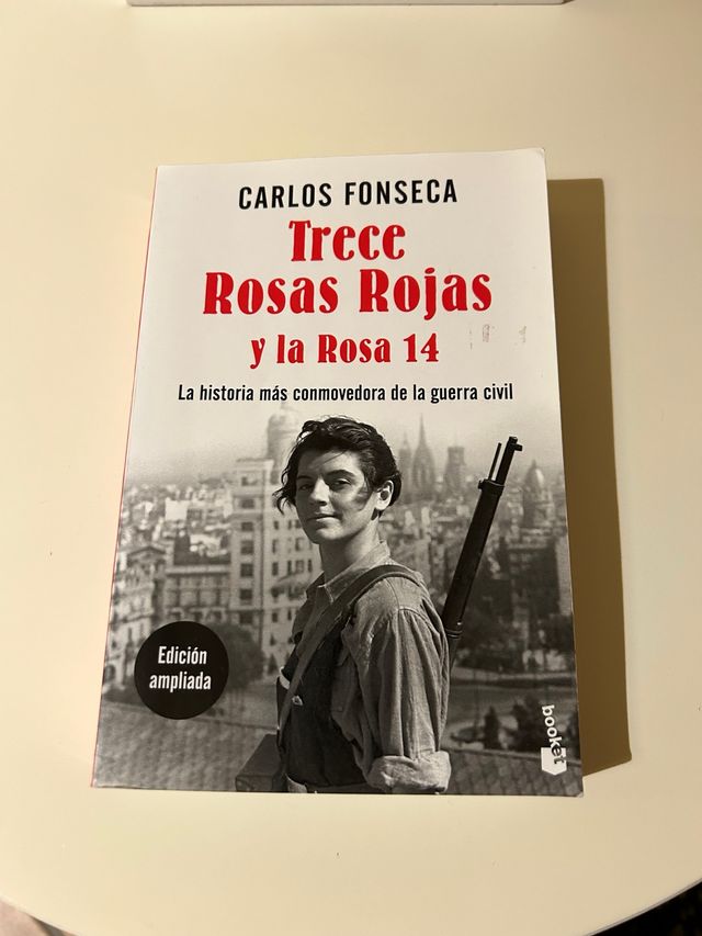 Trece Rosas Rojas y la Rosa catorce