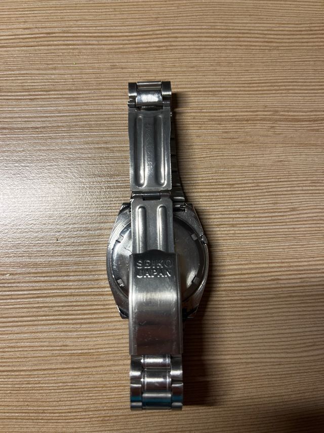 Reloj Seiko 5 Automático Negro/Plata