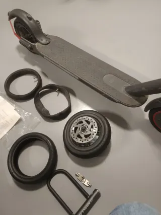 Patinete Eléctrico Xiaomi + Recambios