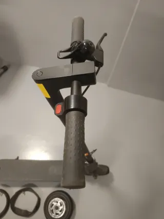 Patinete Eléctrico Xiaomi + Recambios