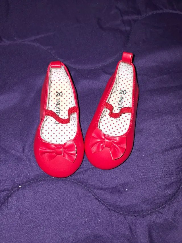 Manoletinas bebé talla 20 rojas