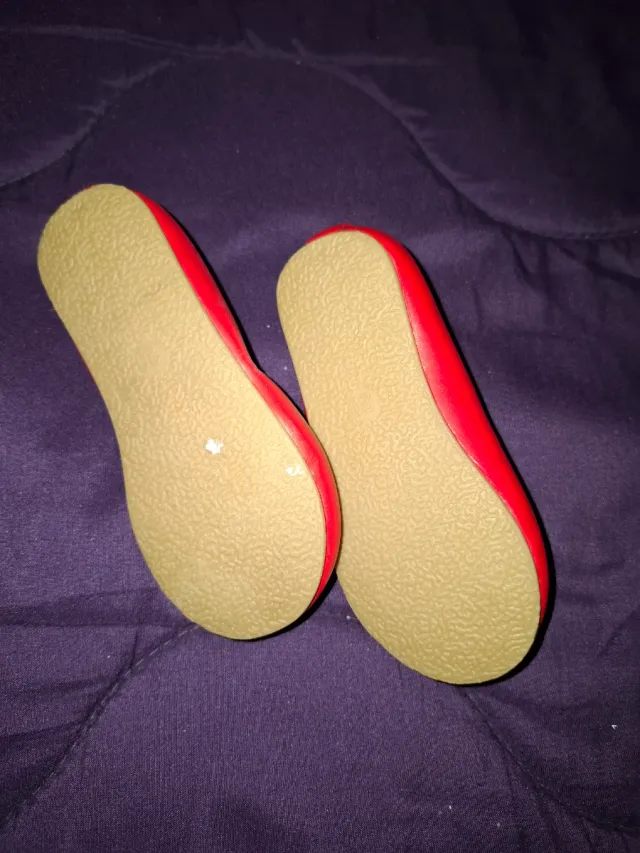 Manoletinas bebé talla 20 rojas