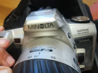 Cámara Reflex Analógica Konica Minolta AF Zoom