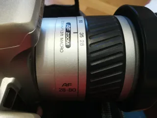 Cámara Reflex Analógica Konica Minolta AF Zoom