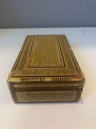 Portagioie Egiziano in Legno Intarsiato Vintage