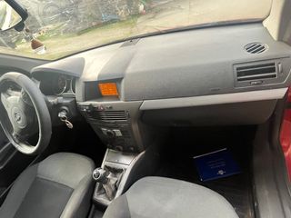 Opel Astra 2004
