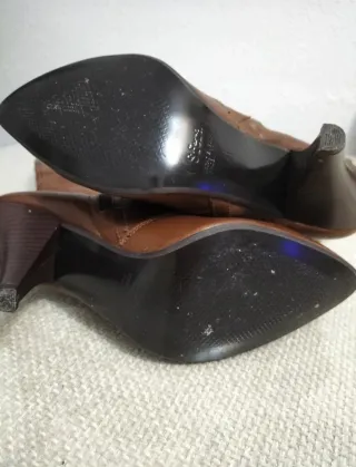 Botas altas de tacón marrones