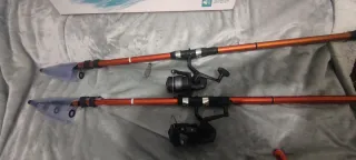 Lote Pesca: Barco Cebo y Cañas