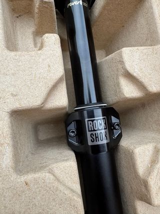 Tija Rock Shox Reverb AXS 100 mm