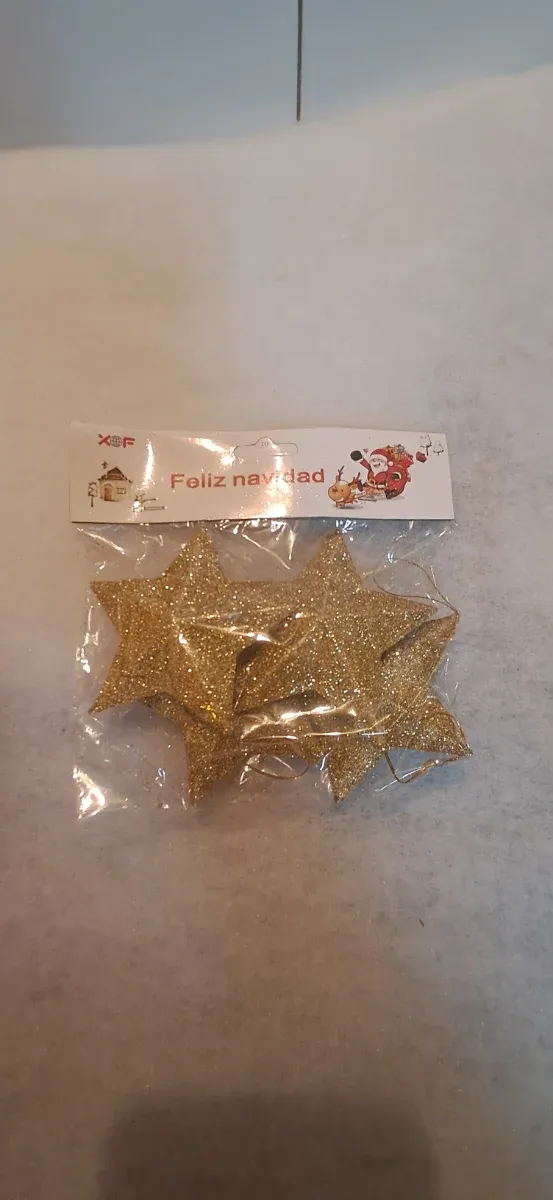 Estrellas doradas para decorar