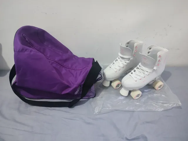 Pattini a 4 ruote bianchi taglia 39