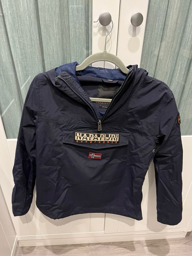 Abrigo cortavientos Napapijri azul marino