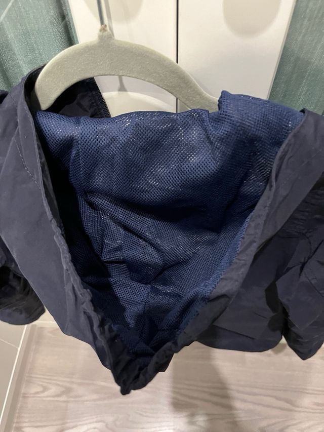 Abrigo cortavientos Napapijri azul marino