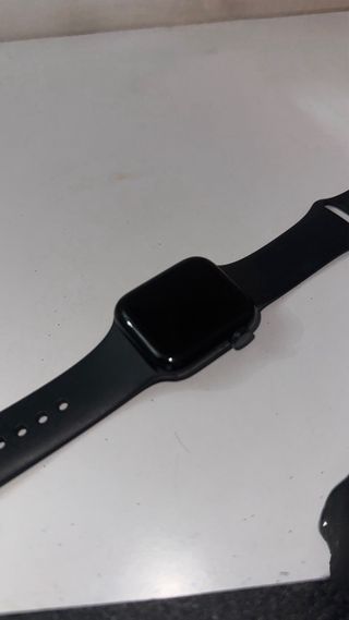 Apple Watch SE 2024 40mm Negro Espacial