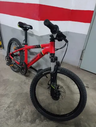 Bicicleta Rockrider ST900 20"