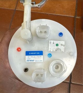 Bomba Gasolina Triumph Street Triple 675 08-13