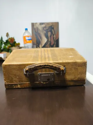 Máquina de escribir Hispano Olivetti Suite 45