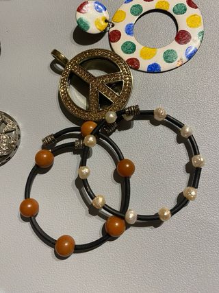 Lote bisutería :Anillos, Pulseras y Pendientes