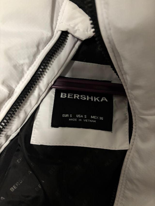 Chaqueta Acolchada Bershka Blanca Talla S